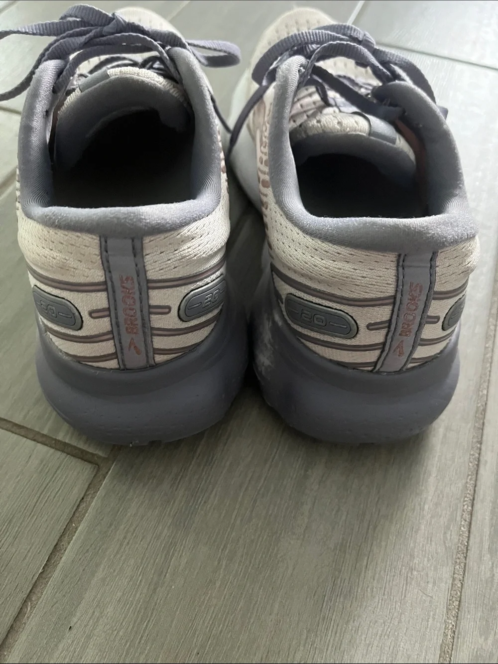 Brooks lightweight women